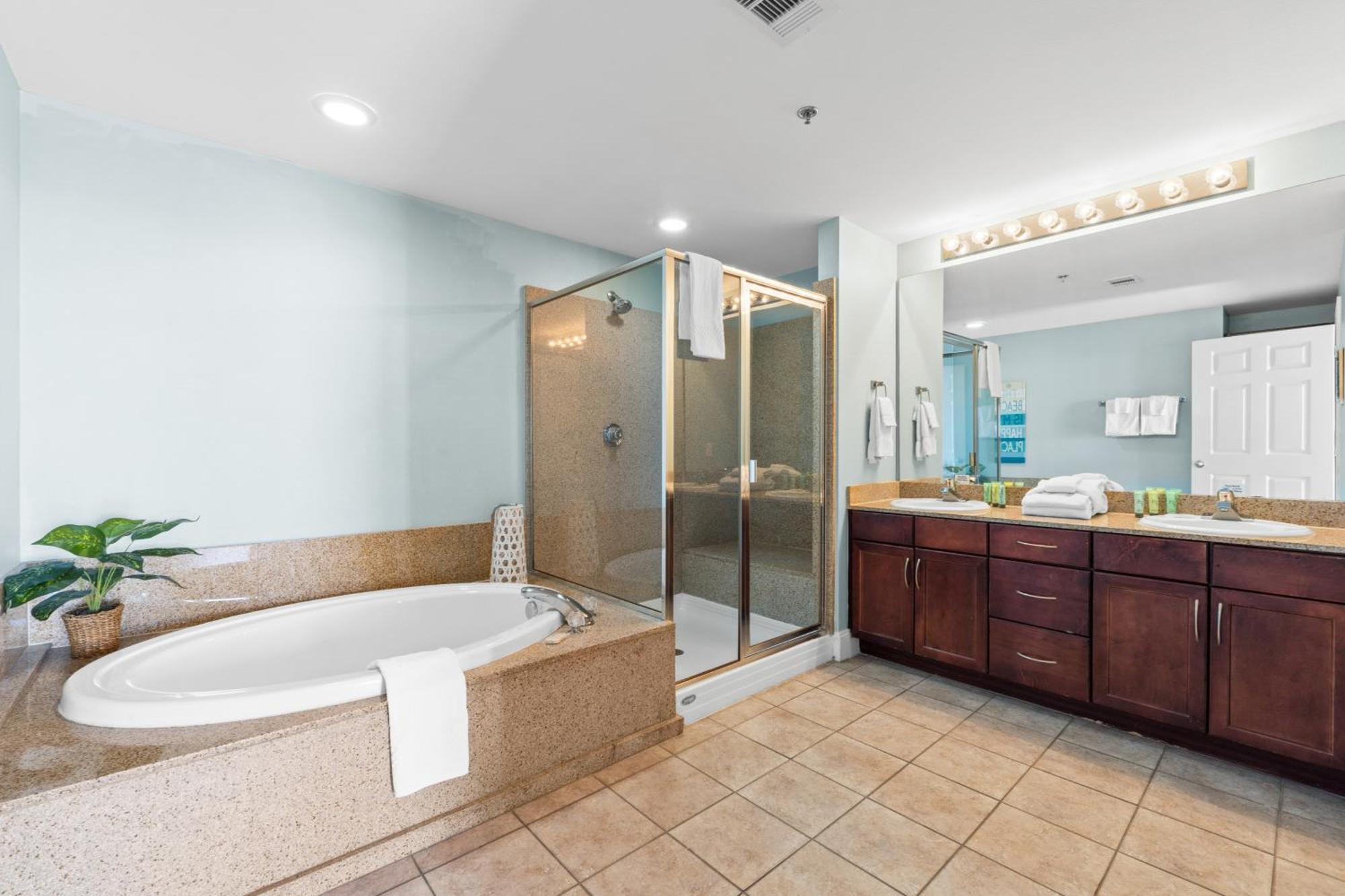 Holiday home Laketown Wharf #1321 By Book That *